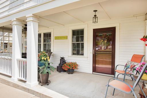 05 porch.jpg