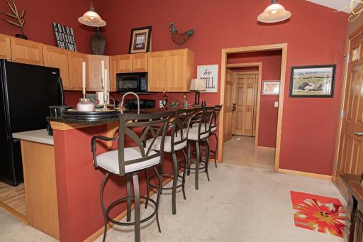 08 kitchen.jpg