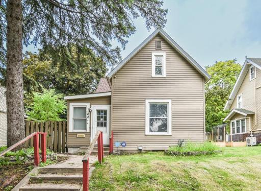 4211 Emerson Avenue N, Minneapolis, MN 55412