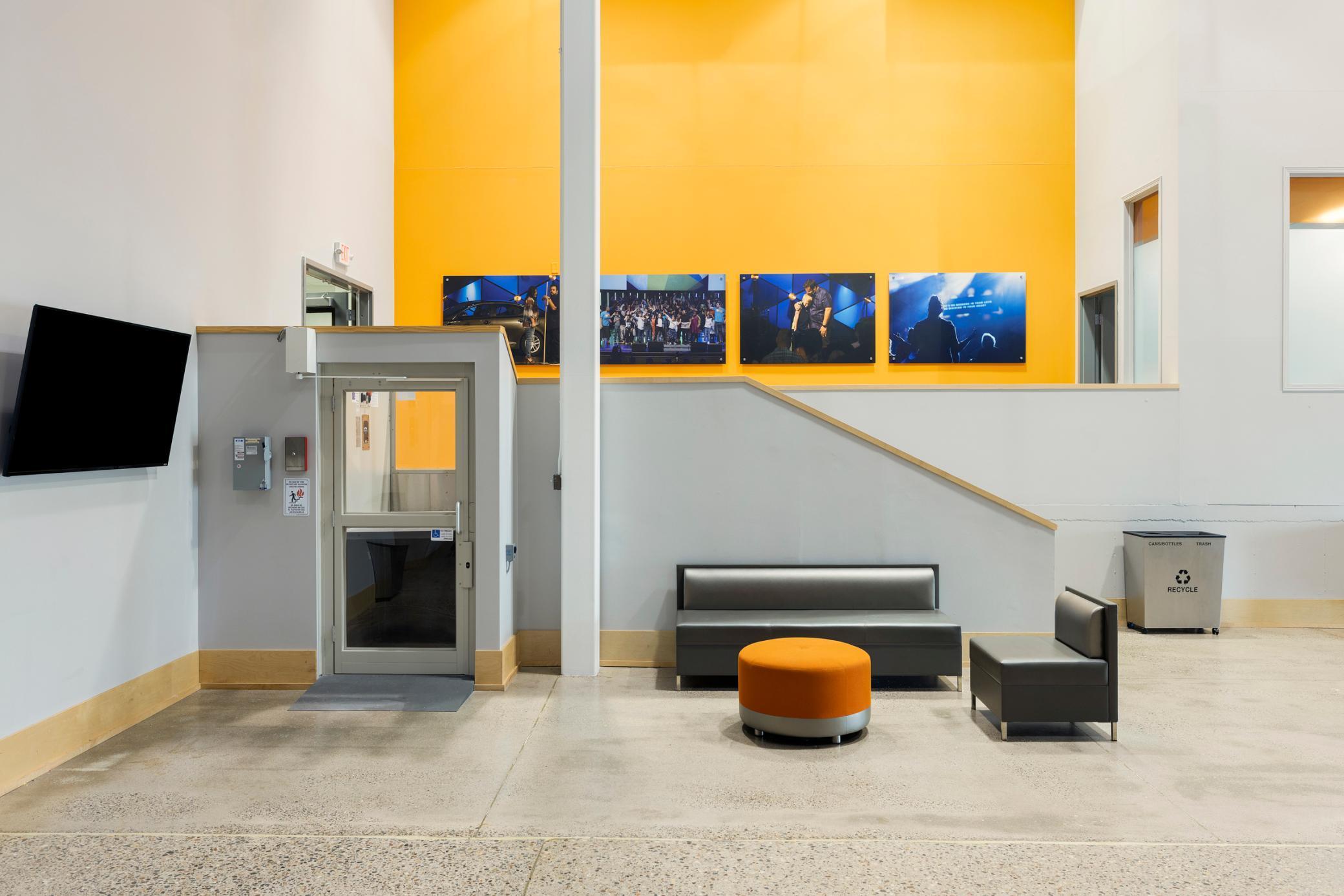 Former Creative Church - Hwy 65 NE_013.jpg