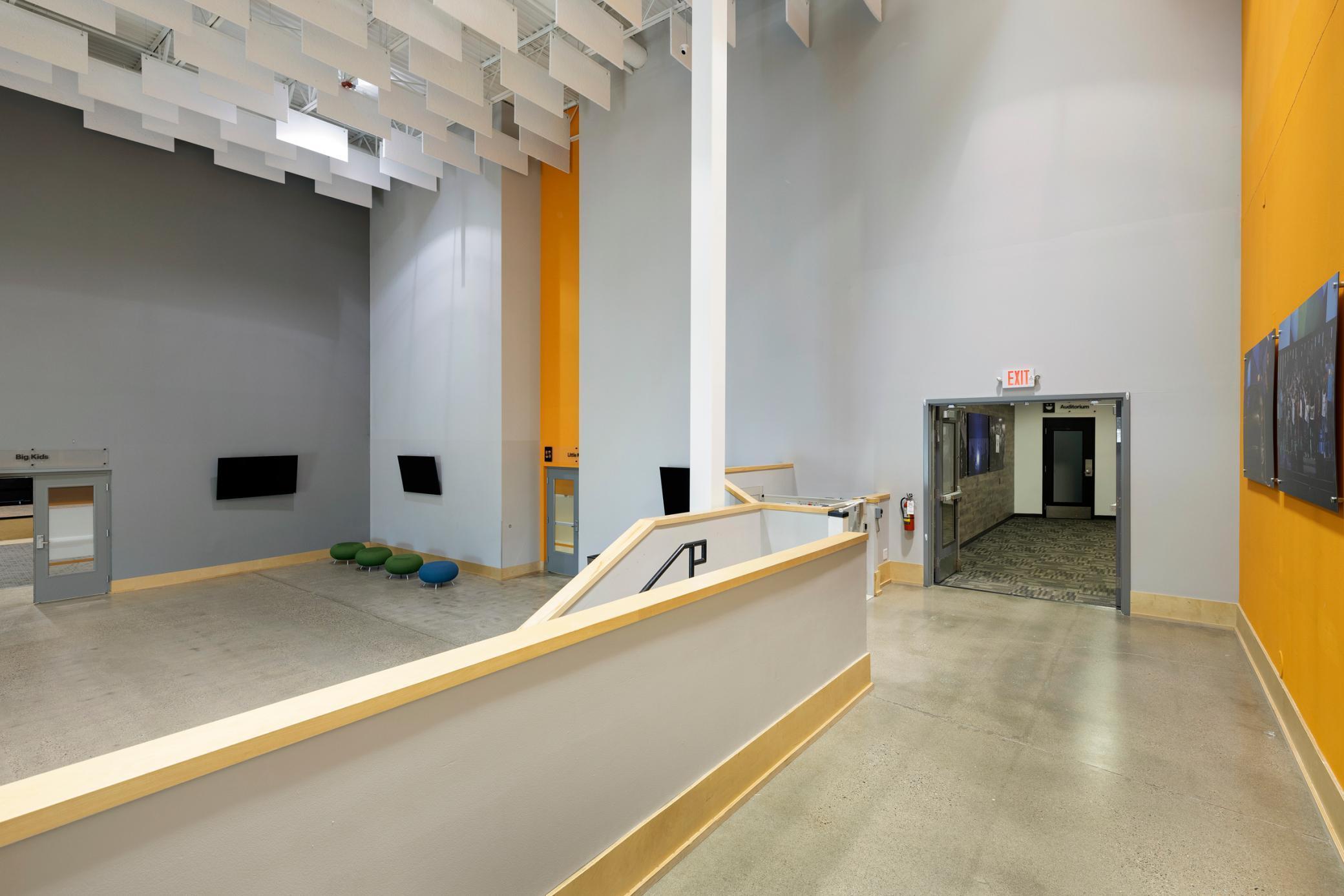 Former Creative Church - Hwy 65 NE_014.jpg