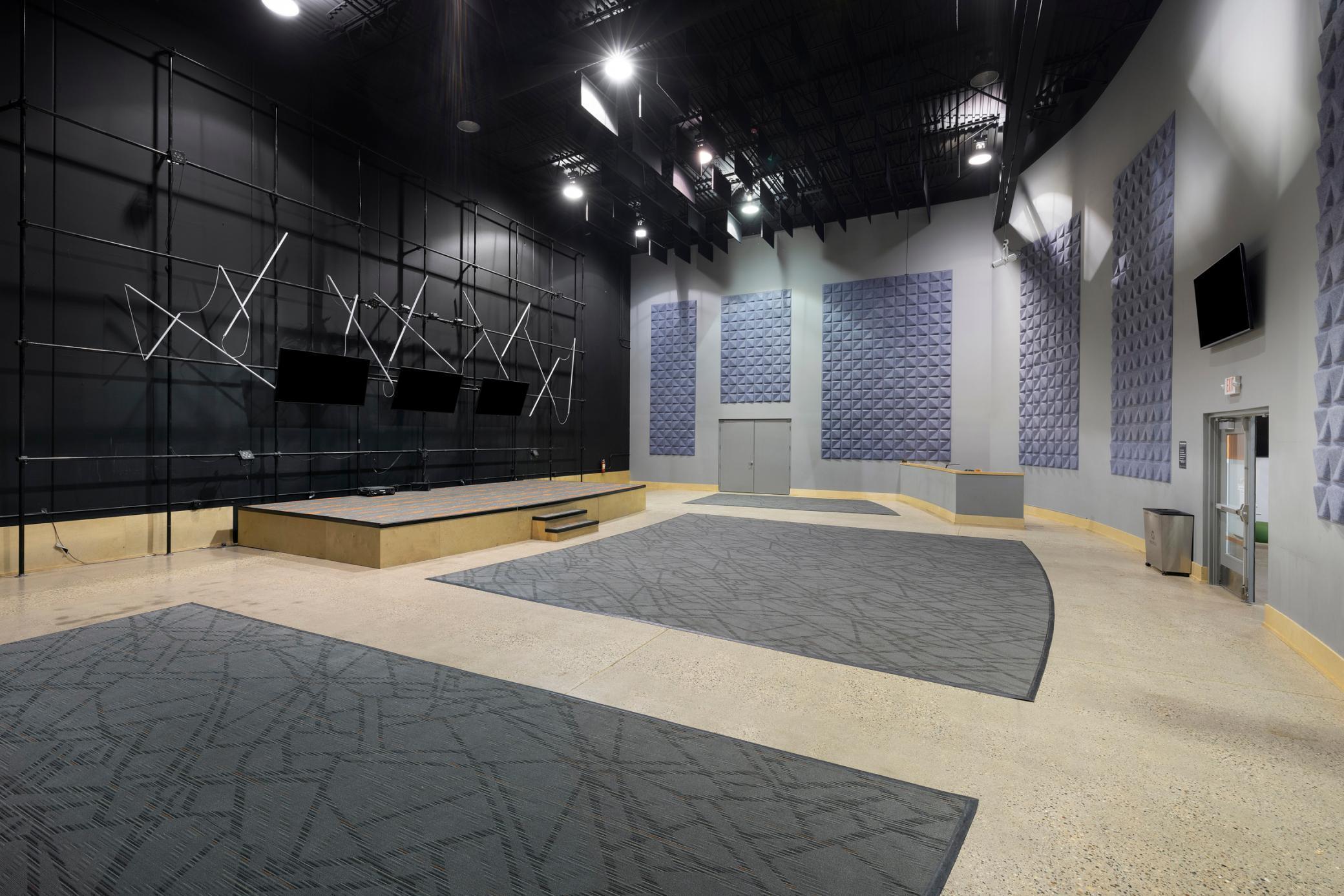 Church - Hwy 65 NE_007.jpg