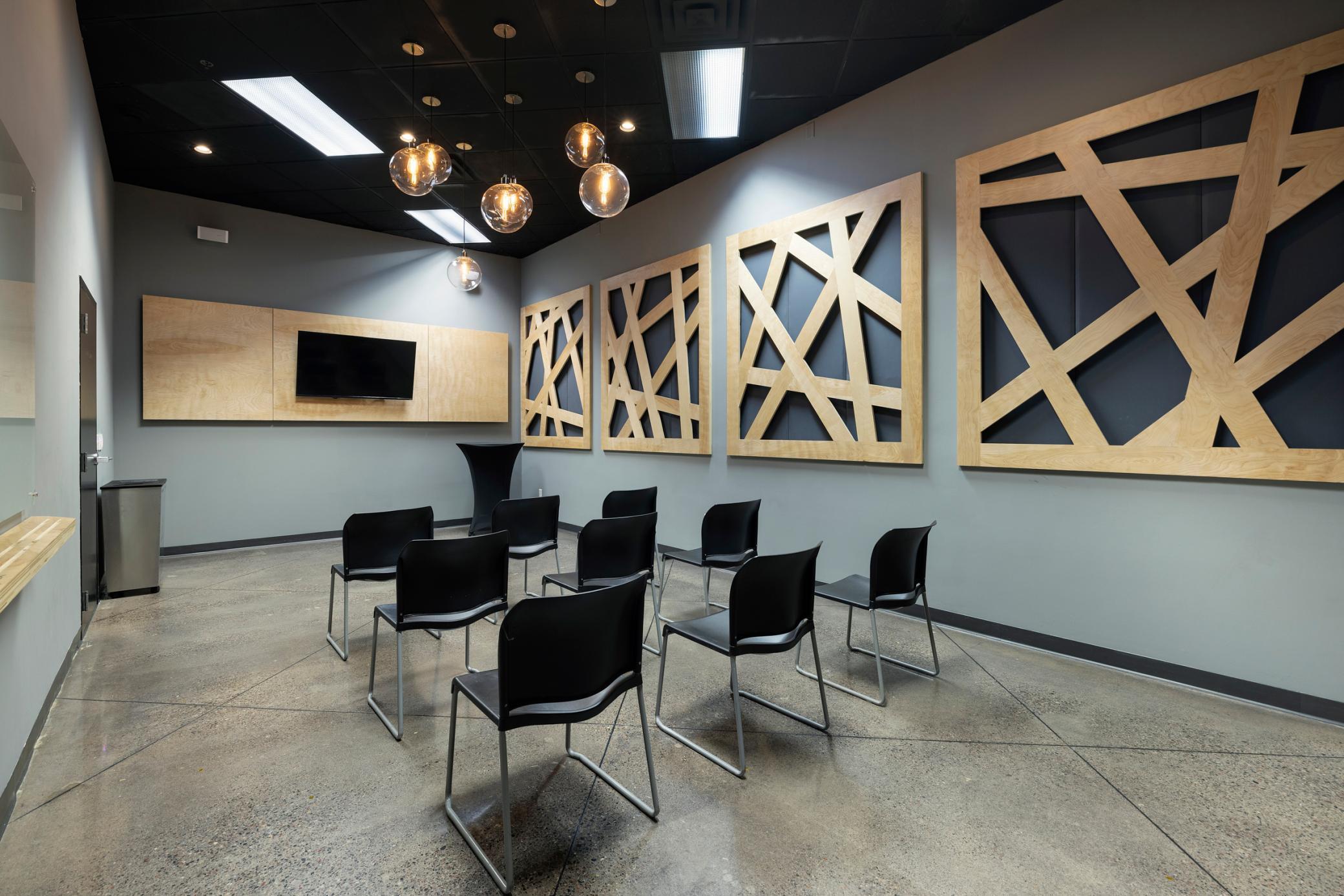 Former Creative Church - Hwy 65 NE_011.jpg