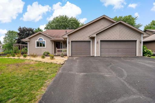 14945 Crandall Avenue W, Rosemount, MN 55068