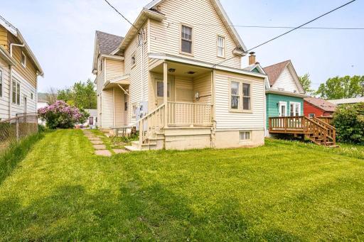 3820 W 6th Street, Duluth, MN 55807