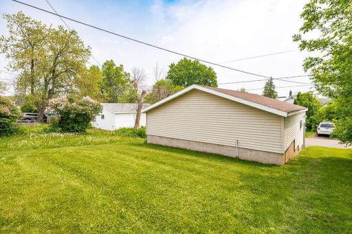 3820 W 6th Street, Duluth, MN 55807