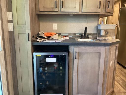 counter top/refreshment cooler