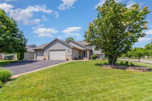 417 Coventry Road, Le Sueur, MN 56058