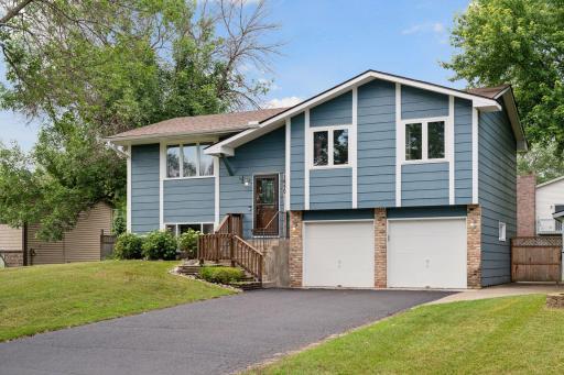 1650 107th Avenue NW, Minneapolis, MN 55433