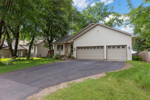 3147 94th Lane NE, Minneapolis, MN 55449