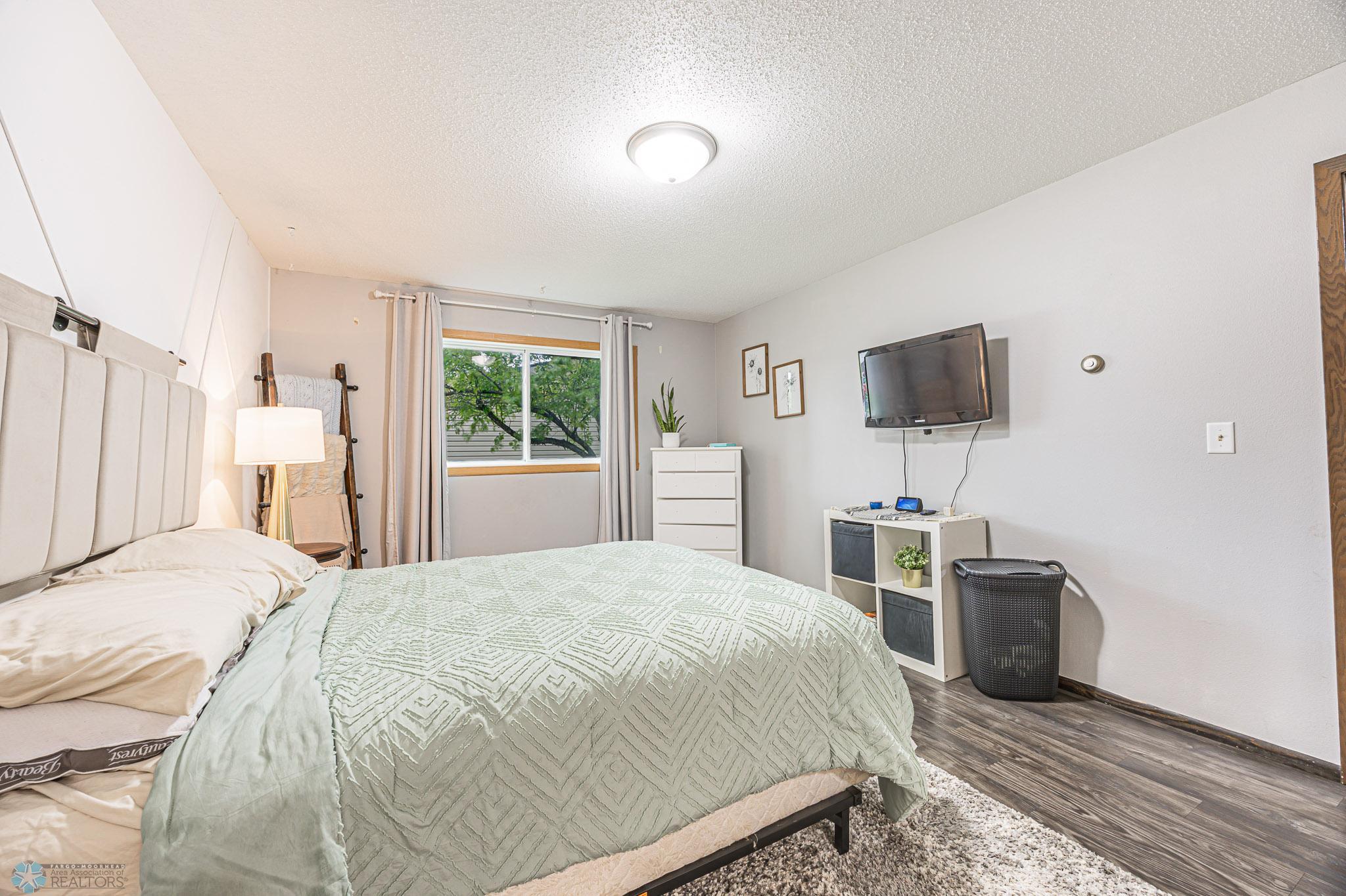 1430 5th St N Unit 104, Fargo, ND 58102-23.jpg
