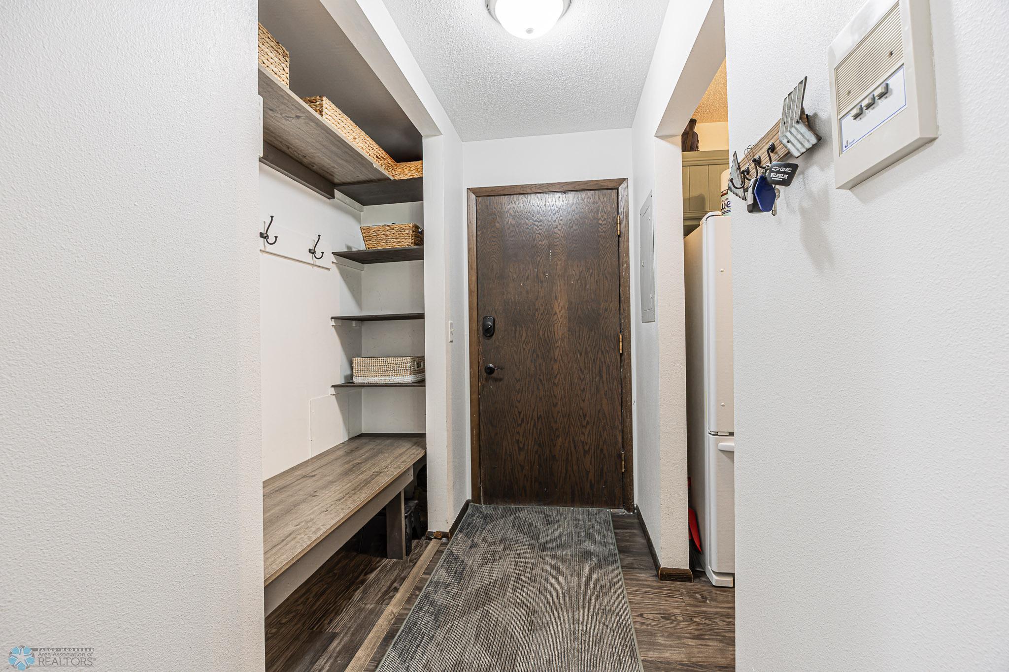 1430 5th St N Unit 104, Fargo, ND 58102-6.jpg