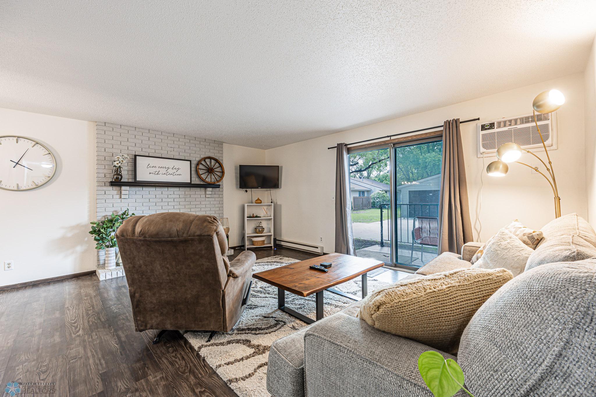 1430 5th St N Unit 104, Fargo, ND 58102-16.jpg