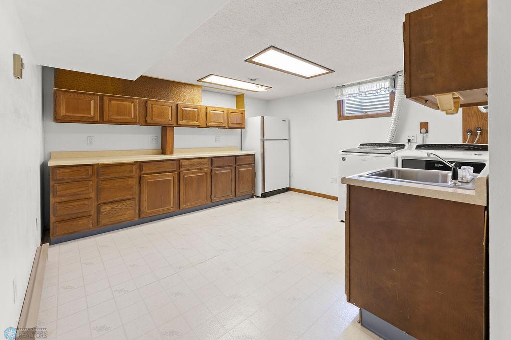 Laundry Room w/ Kitchenette