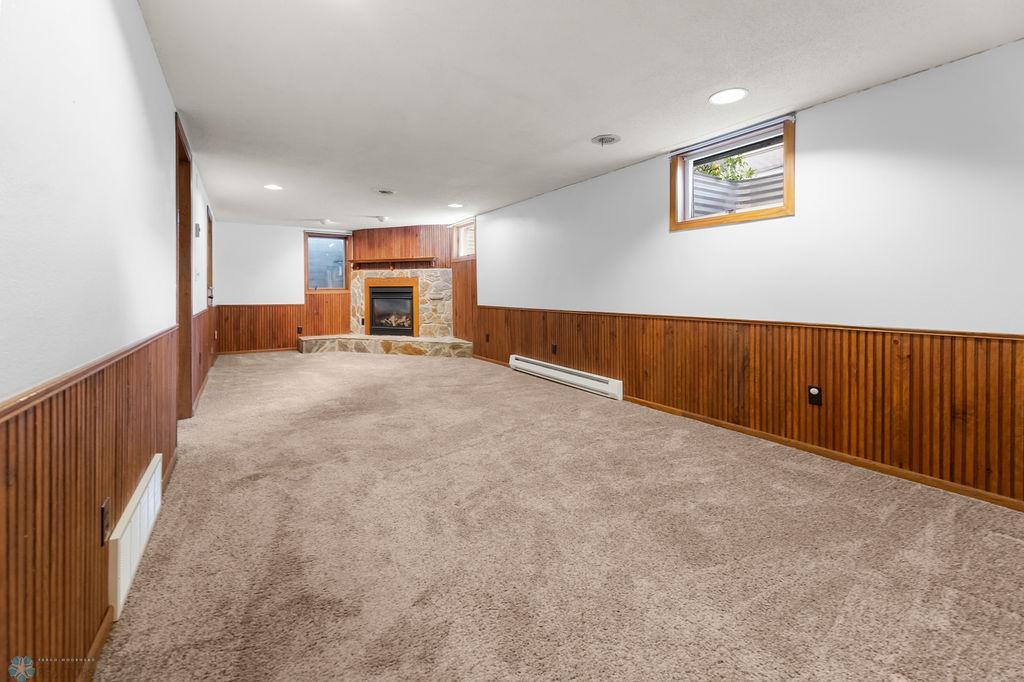 Basement Family Room w/ egress