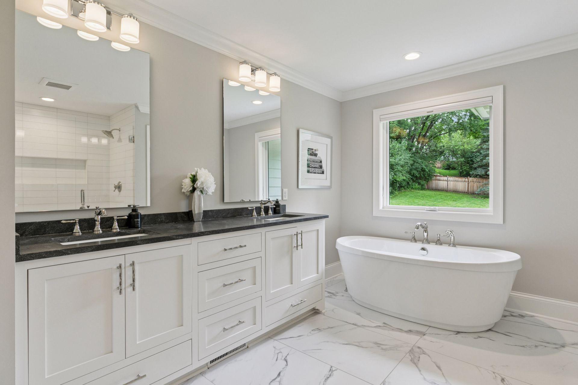 Primary Full Bathroom