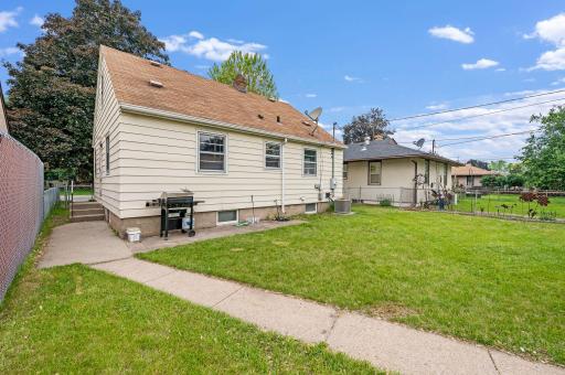 1149 7th Ave S South Saint Paul MN-05.jpg