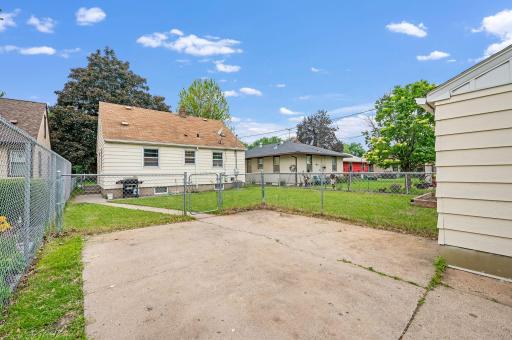 1149 7th Ave S South Saint Paul MN-08.jpg