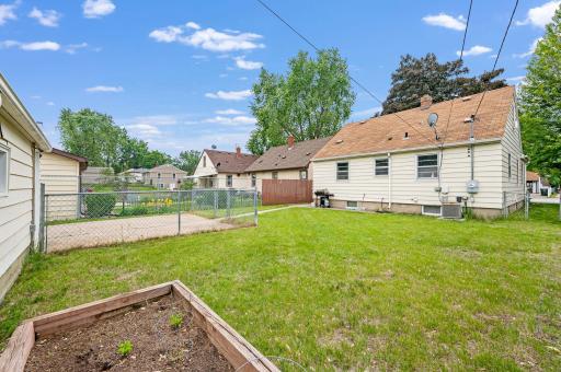 1149 7th Ave S South Saint Paul MN-07.jpg