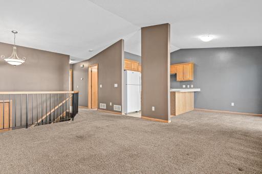 7289 32nd Avenue N, Minneapolis, MN 55427