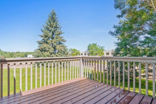 7289 32nd Avenue N, Minneapolis, MN 55427