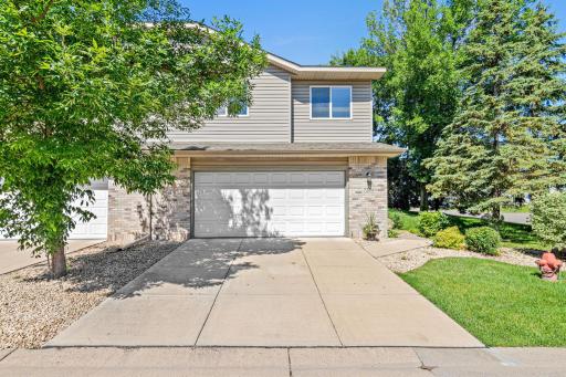 7289 32nd Avenue N, Minneapolis, MN 55427