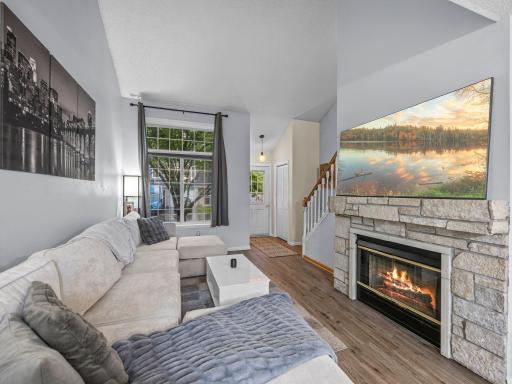 5-web-or-mls-597 Mission Hills Way W-68.jpg