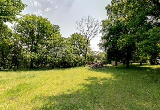 32908 285th Avenue, Le Sueur, MN 56058