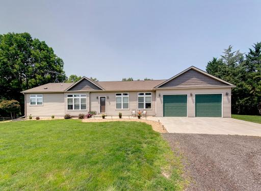 32908 285th Avenue, Le Sueur, MN 56058