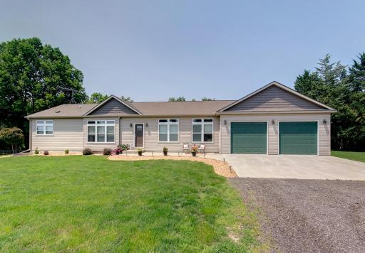32908 285th Avenue, Le Sueur, MN 56058