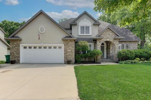 1804 Northern Viola Lane NE, Rochester, MN 55906
