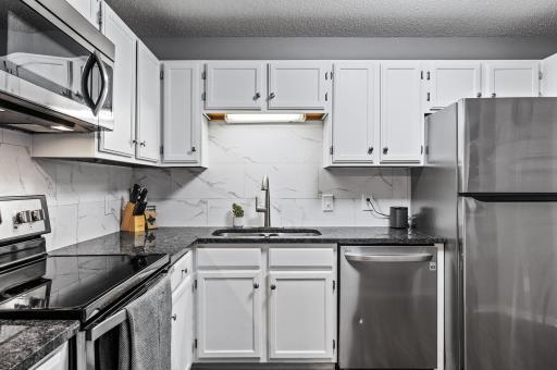 8019 Xerxes Avenue S, 202, Minneapolis, MN 55431
