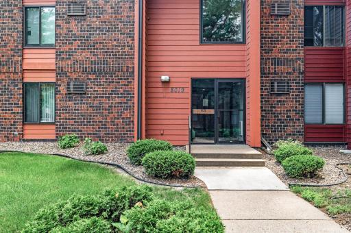 8019 Xerxes Avenue S, 202, Minneapolis, MN 55431