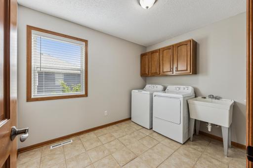 6773 Urbandale Lane N, Maple Grove, MN 55311