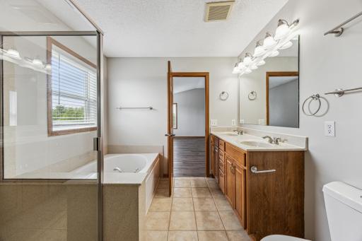 6773 Urbandale Lane N, Maple Grove, MN 55311