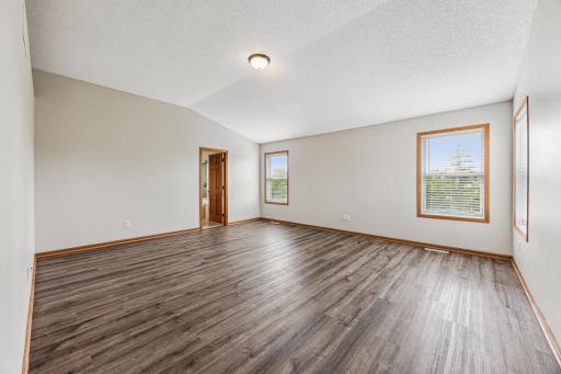 6773 Urbandale Lane N, Maple Grove, MN 55311