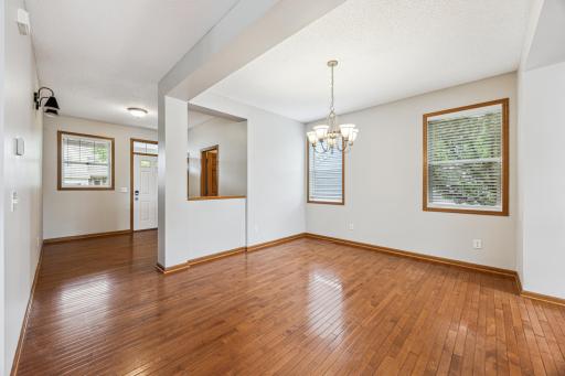 6773 Urbandale Lane N, Maple Grove, MN 55311