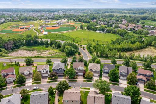 6773 Urbandale Lane N, Maple Grove, MN 55311
