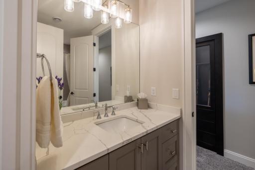 1500 Weatherhill Ridge Court SW, Rochester, MN 55902