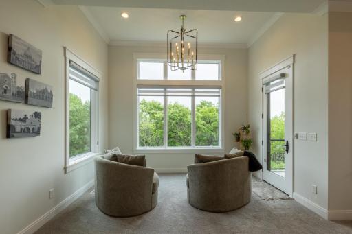 1500 Weatherhill Ridge Court SW, Rochester, MN 55902
