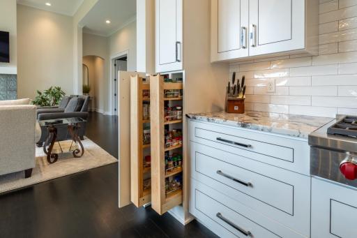 1500 Weatherhill Ridge Court SW, Rochester, MN 55902