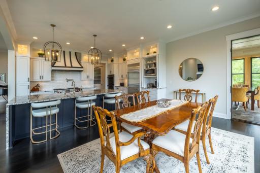 1500 Weatherhill Ridge Court SW, Rochester, MN 55902