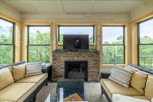 1500 Weatherhill Ridge Court SW, Rochester, MN 55902