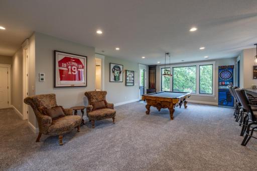 1500 Weatherhill Ridge Court SW, Rochester, MN 55902