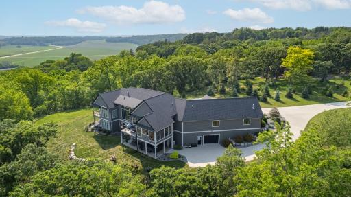1500 Weatherhill Ridge Court SW, Rochester, MN 55902