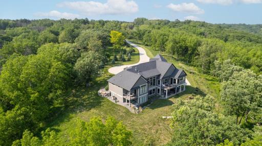 1500 Weatherhill Ridge Court SW, Rochester, MN 55902