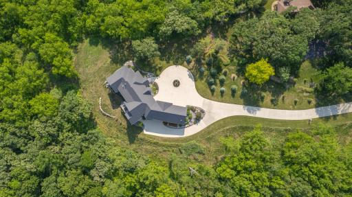 1500 Weatherhill Ridge Court SW, Rochester, MN 55902