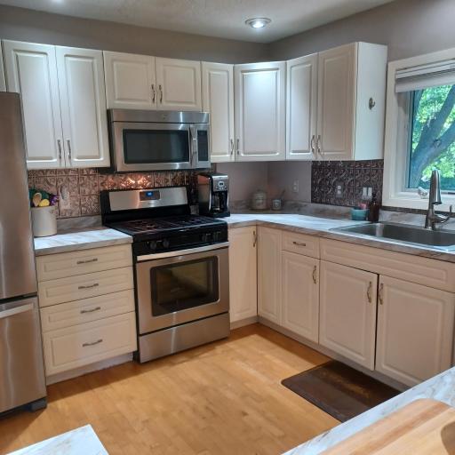 11902 River Hills Circle, Burnsville, MN 55337