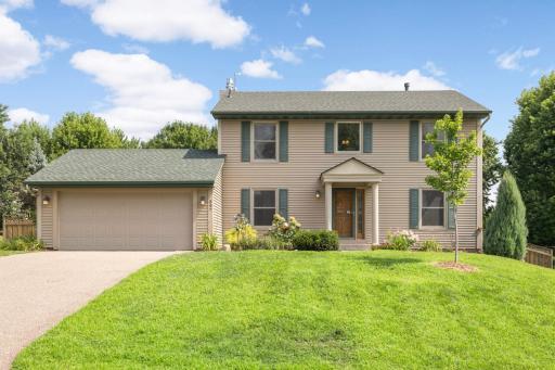 597 Thames Circle, Saint Paul, MN 55123