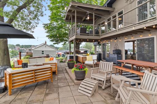 3880 Green Heights Trail SW, Prior Lake, MN 55372